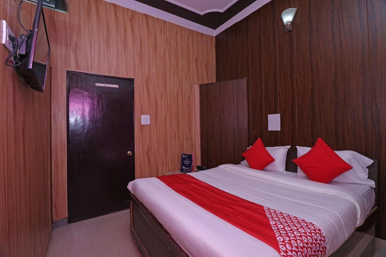 Oyo 27750 Bhagwati Residency Hotel Mirzāpur Zewnętrze zdjęcie