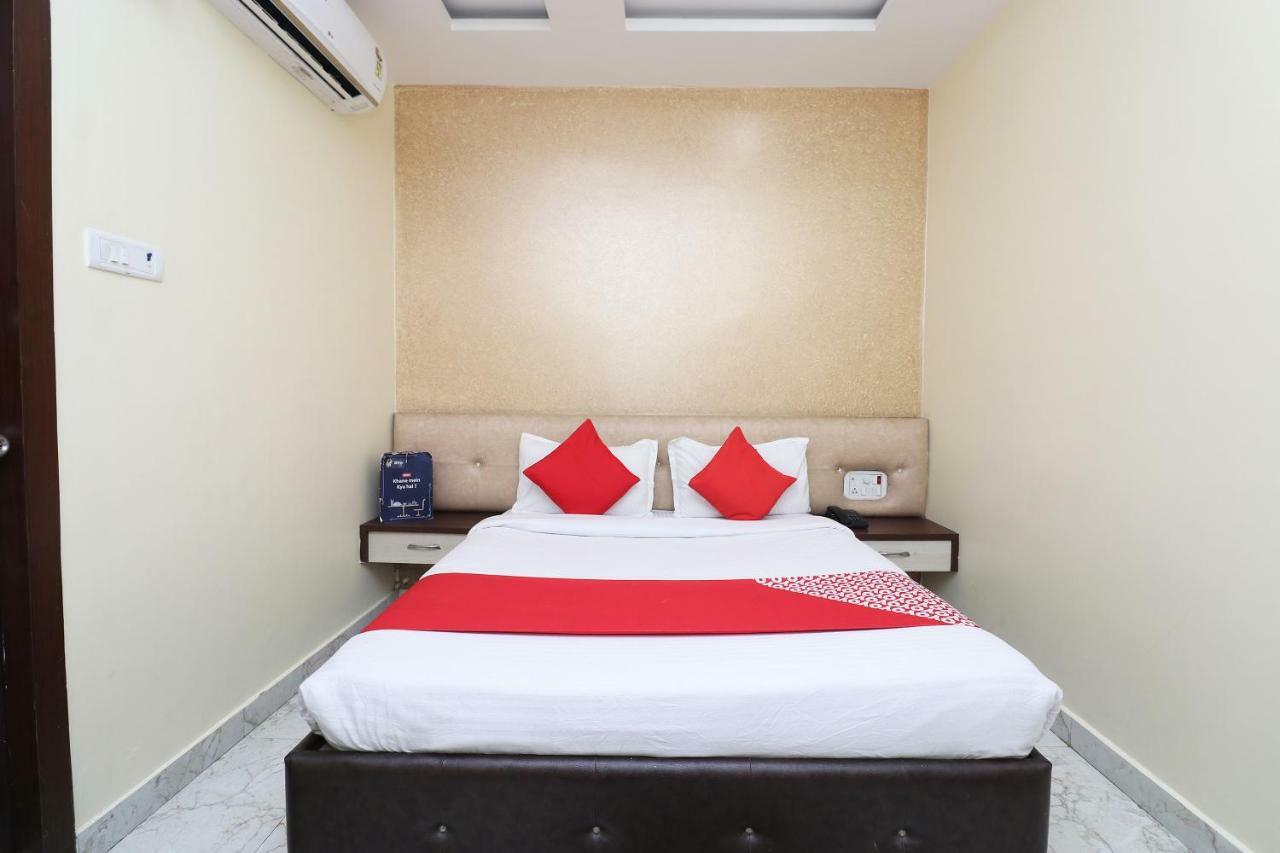 Oyo 27750 Bhagwati Residency Hotel Mirzāpur Zewnętrze zdjęcie