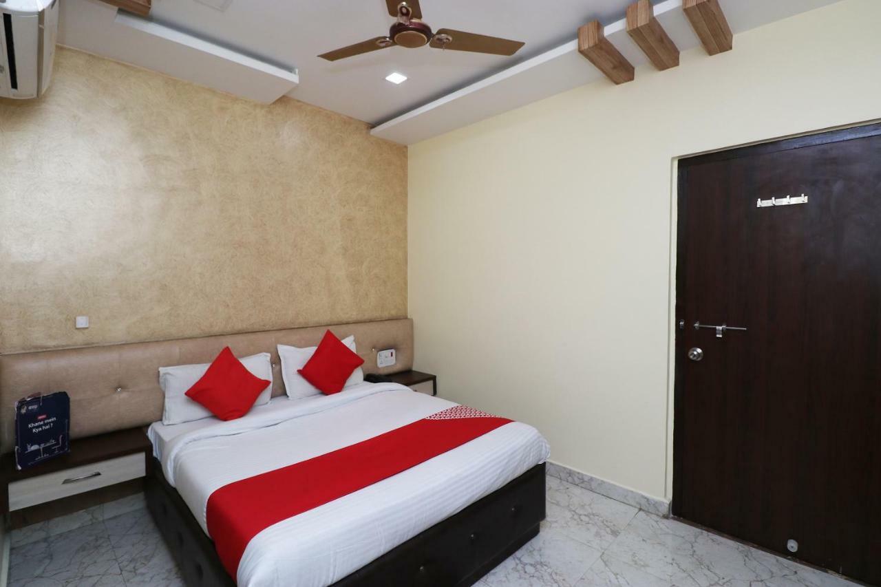 Oyo 27750 Bhagwati Residency Hotel Mirzāpur Zewnętrze zdjęcie